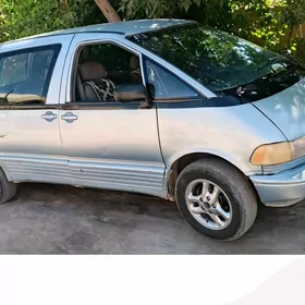 Toyota Previa 1991