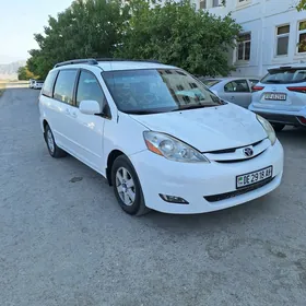 Toyota Sienna 2007