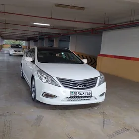 Hyundai Azera 2011