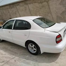 Daewoo Leganza 1999