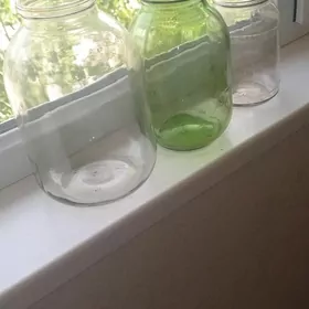 банки разные