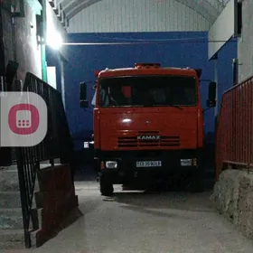 Kamaz 6520 2012