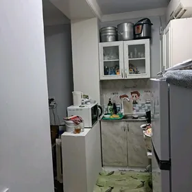 1мкр 1в2ком 1этаж