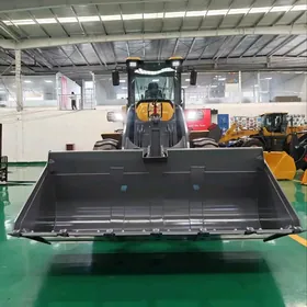 XCMG LW300F 2025