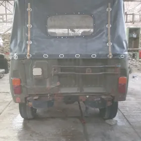 UAZ 469 1984