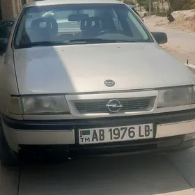 Opel Vectra 1990