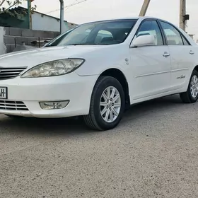 Toyota Camry 2005