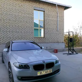 BMW 530 2010