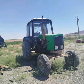 MTZ 82 2000