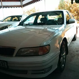 Nissan Cefiro 1995