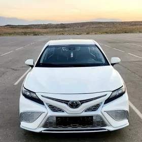 Toyota Camry 2022