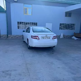 Toyota Camry 2010
