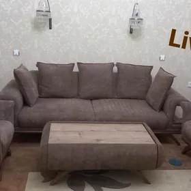Troyka Livello, Тройка