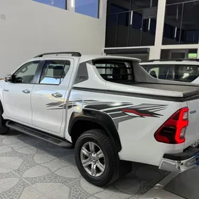 Toyota Hilux 2022