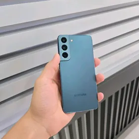 Samsung S22