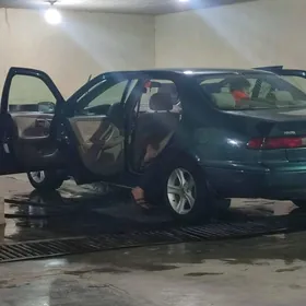 Toyota Camry 1998