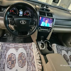 Toyota Camry 2011