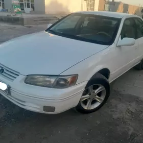 Toyota Camry 1998