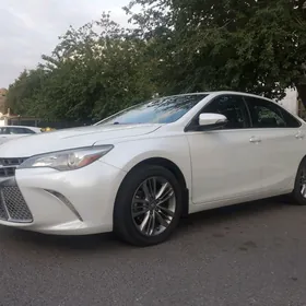 Toyota Camry 2015