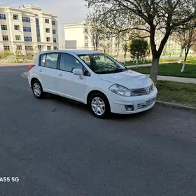 Nissan Versa 2010