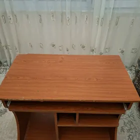 компьютерный  стол