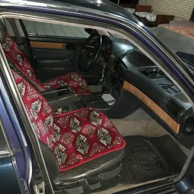 BMW 7 Series 1989