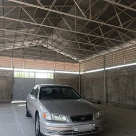 Toyota Camry 2000