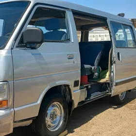 Toyota Hiace 1999