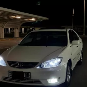Toyota Camry 2005