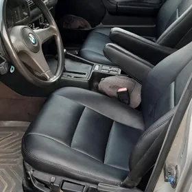 BMW 525 1992