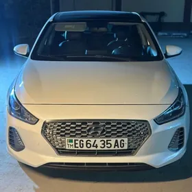 Hyundai Elantra GT 2019