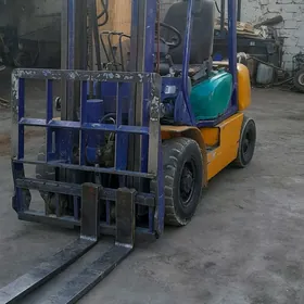 Komatsu FH50-2 2004
