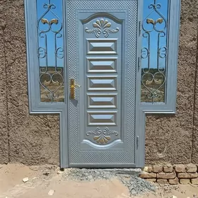Swarsik ussa gapy yasamaly