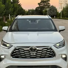 Toyota Highlander 2024