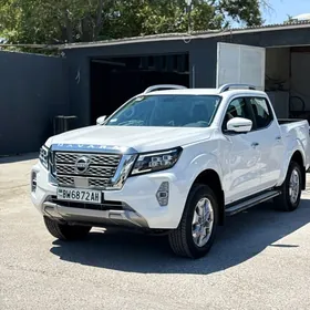 Nissan Navara 2024