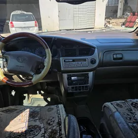 Toyota Sienna 2002