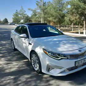 Kia Optima 2020