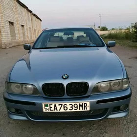 BMW E39 2002