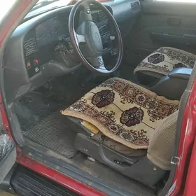 Toyota 4Runner 1992