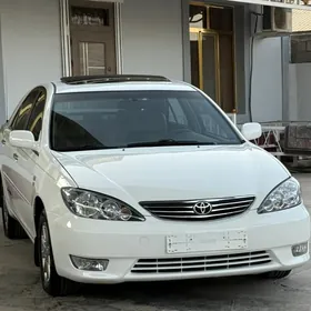 Toyota Camry 2005