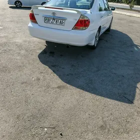 Toyota Camry 2004