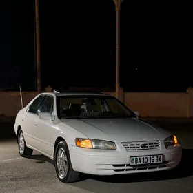 Toyota Camry 1997