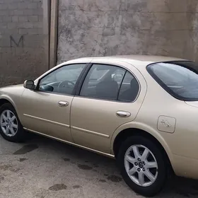 Nissan Maxima 1999