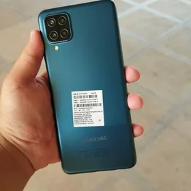 Samsung A12