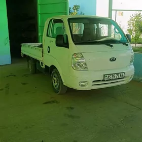 Kia Bongo 2011