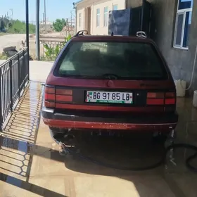 Volkswagen Passat 1993