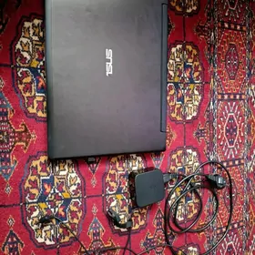ноутбук Asus