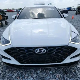 Hyundai Sonata 2021