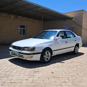 Toyota Corona 1994