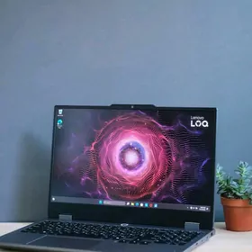 Lenovo LOQ/RTX5050/i7-14/24GB